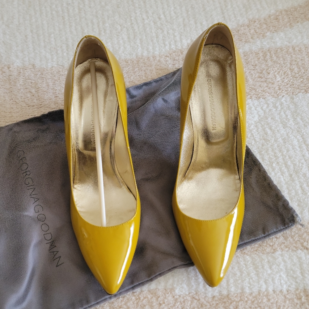 Vintage club pumps Neon green Stiletto heels pointed toes by Georgina Goodman